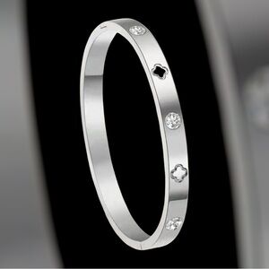 Elegant Silver Bangle Bracelet